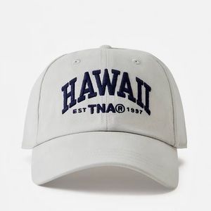 NWT Aritzia TNA Baseball Hat